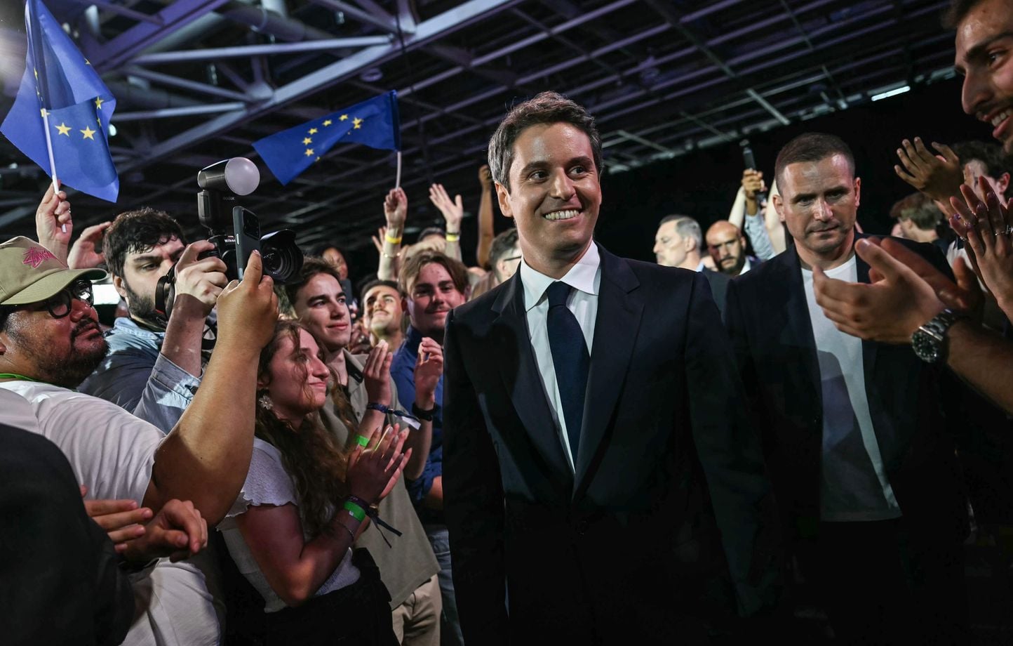 Para su primer encuentro, Gabriel Attal se presenta como el candidato de la “esperanza” y el “optimismo” Para su primer encuentro, Gabriel Attal se presenta como el candidato de la “esperanza” y el “optimismo”